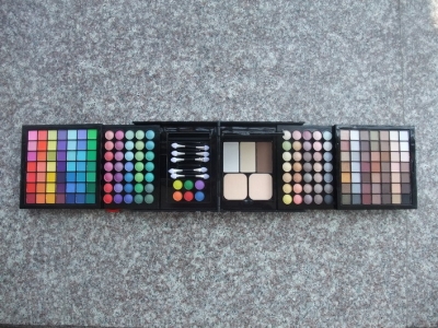 MAC Canada Cosmetics 177Pcs Professional Makeup Eyeshadow Palette Outlet
